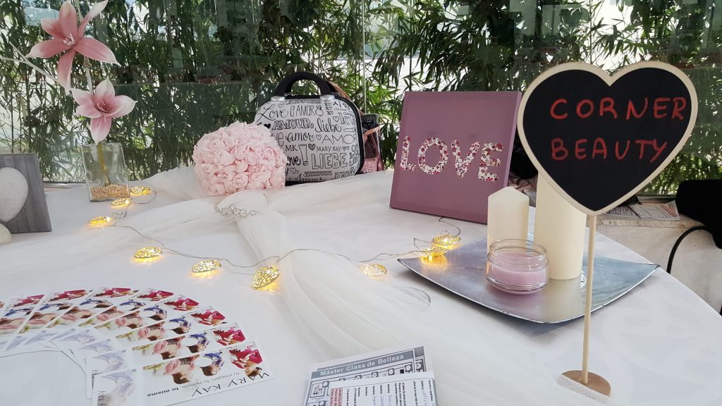 Sesión de belleza para novias de Mary Kay en El Mirador de Cuatrovientos